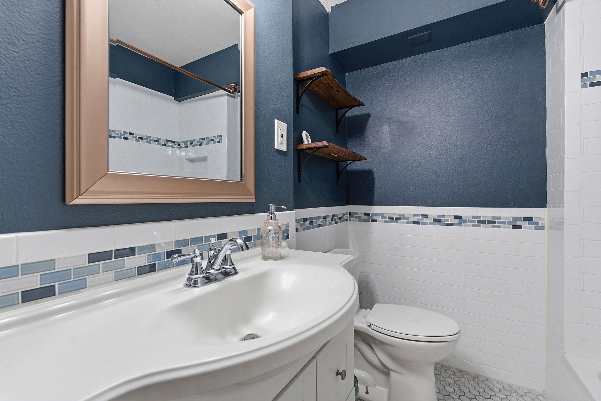 912 E 55th 1/2 Street Austin TX 78751
