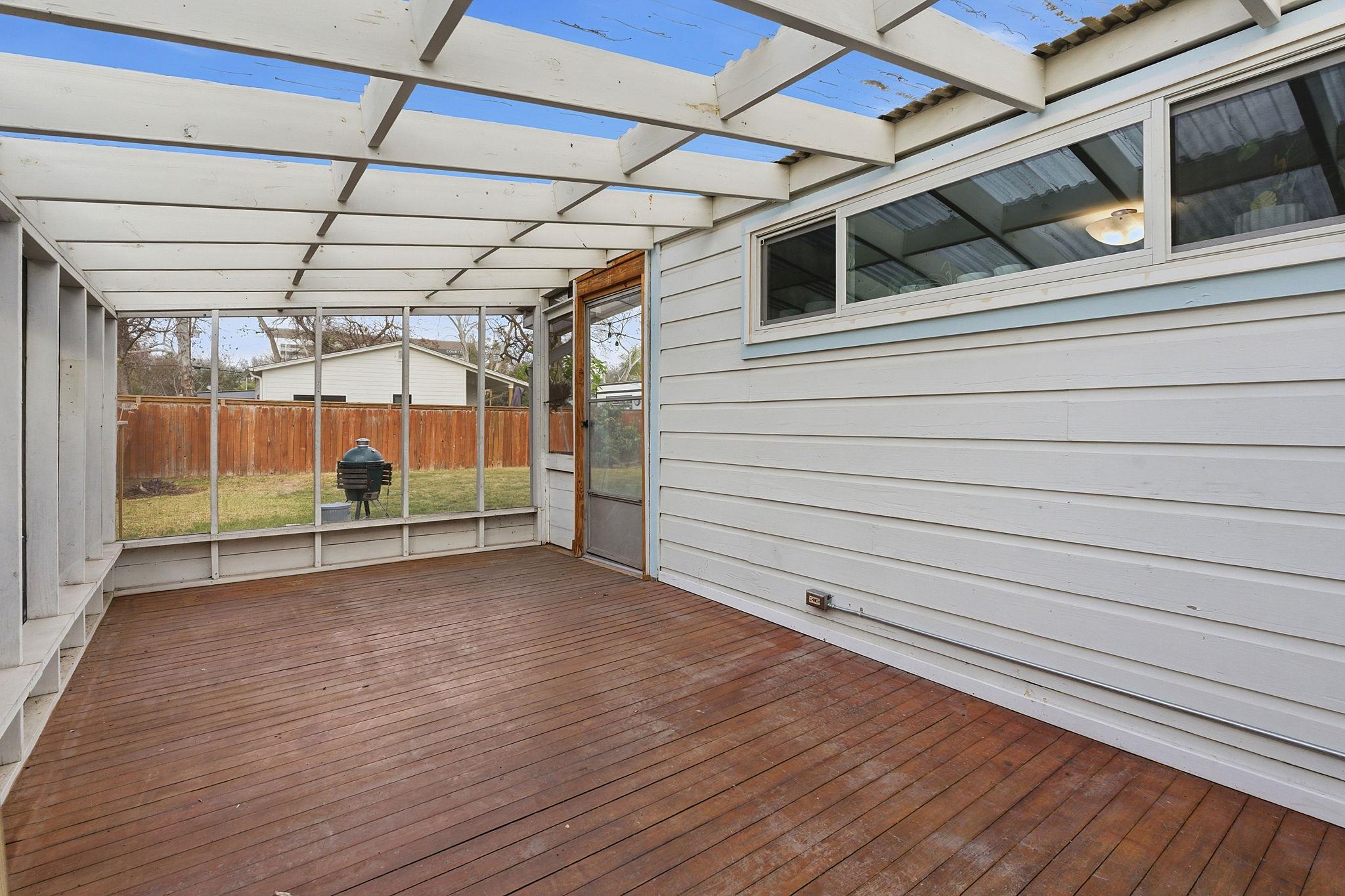 912 E 55th 1/2 Street Austin TX 78751