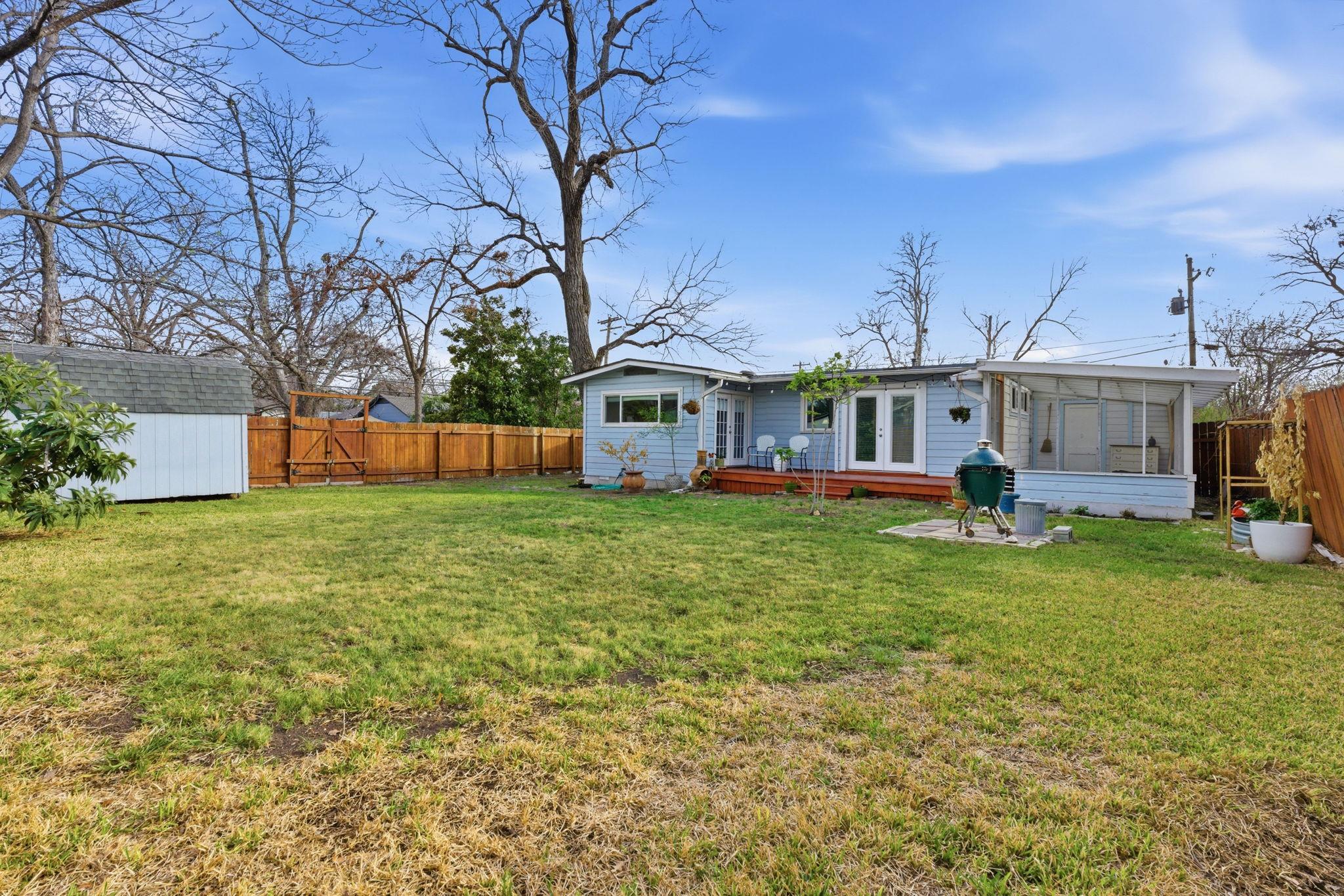 912 E 55th 1/2 Street Austin TX 78751