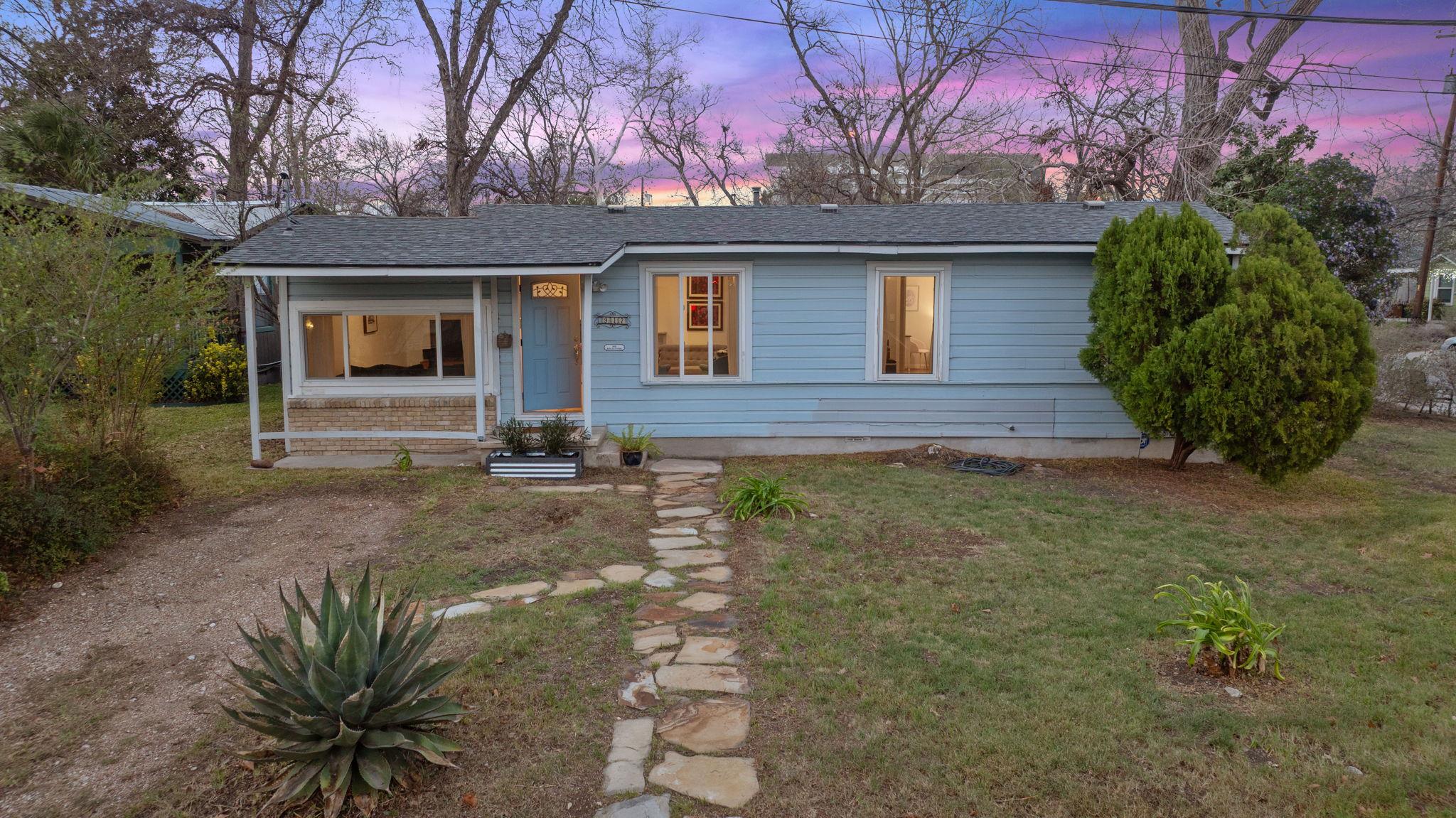 912 E 55th 1/2 Street Austin TX 78751