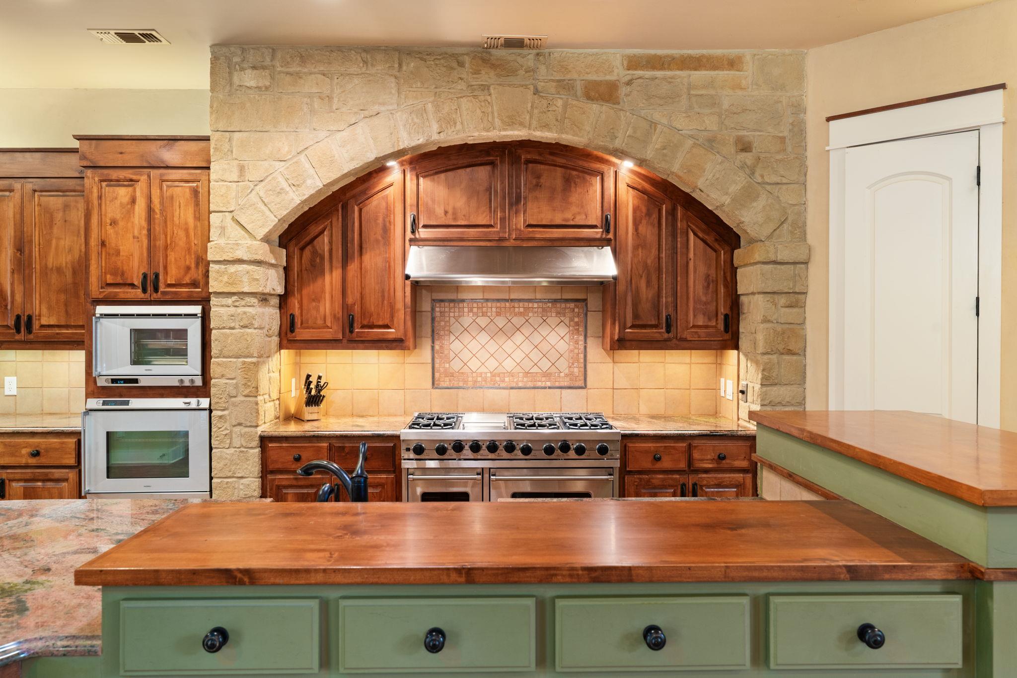 23426 Oscar Road Spicewood TX 78669