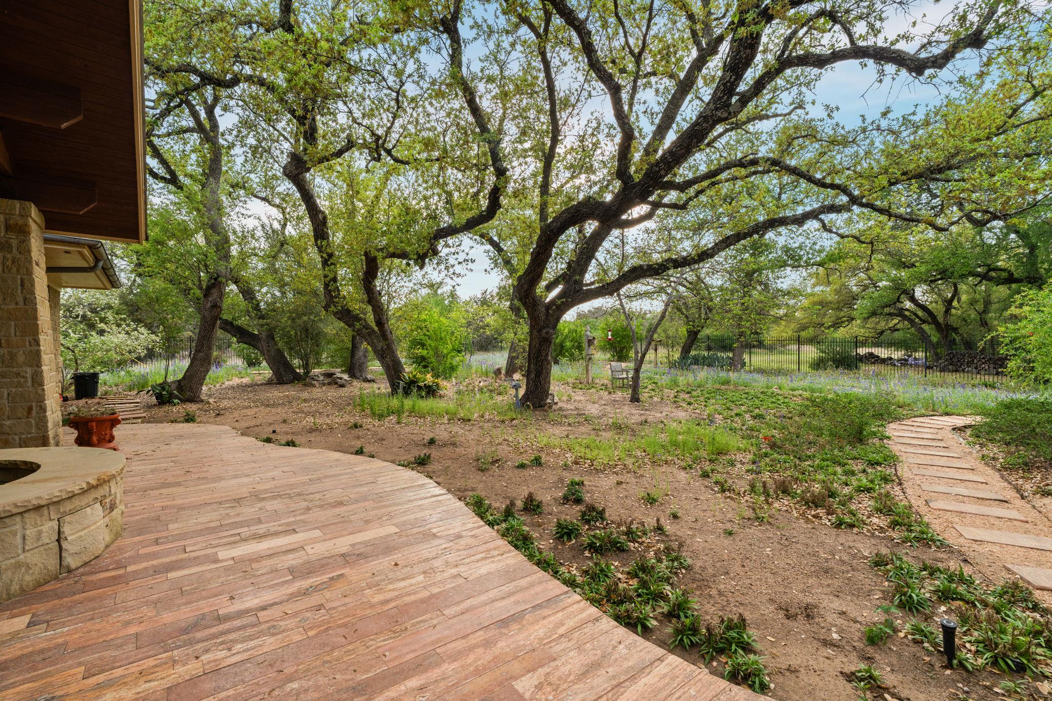 23426 Oscar Road Spicewood TX 78669