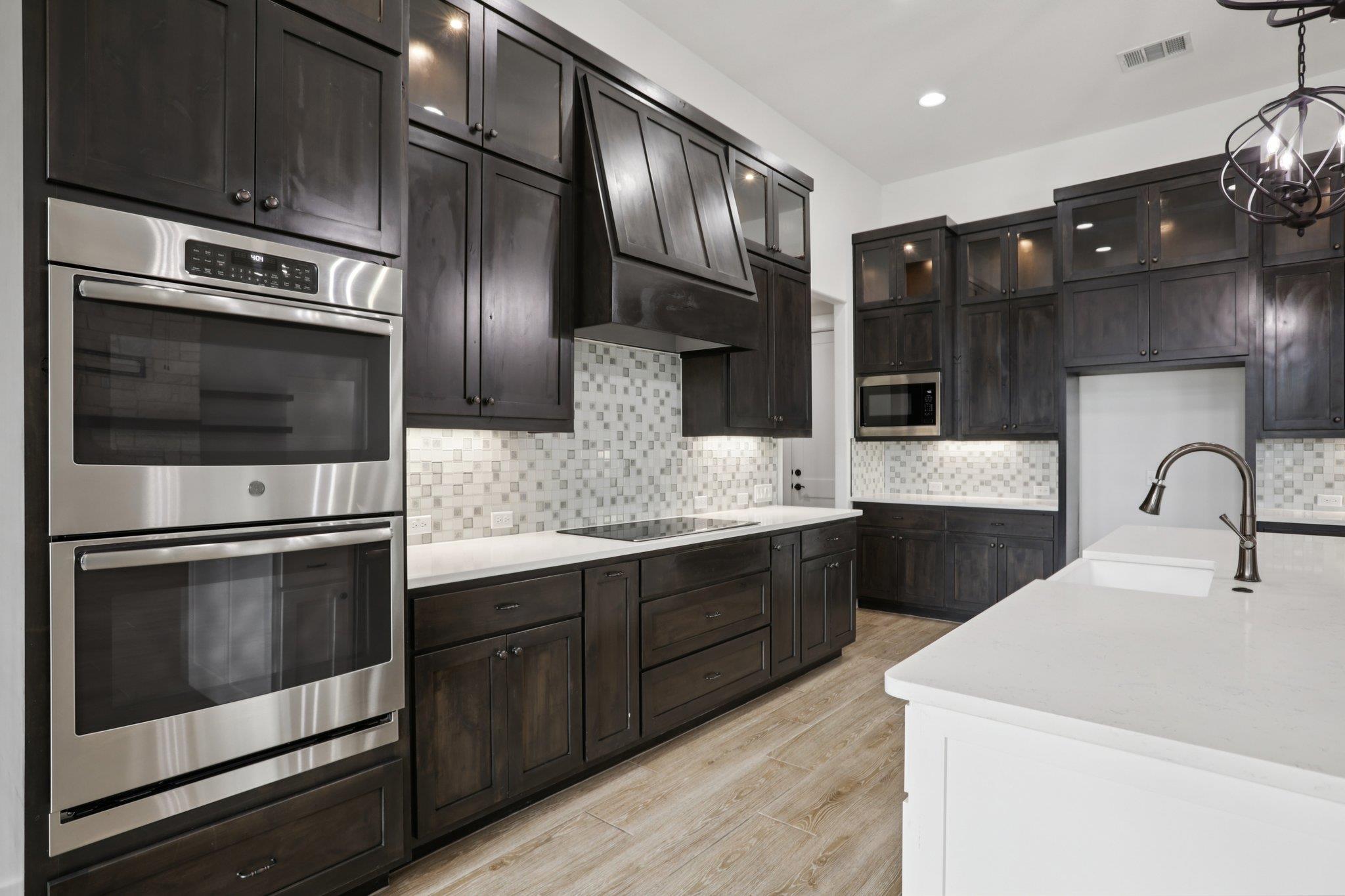 112 Red Mulberry Way Leander TX 78641