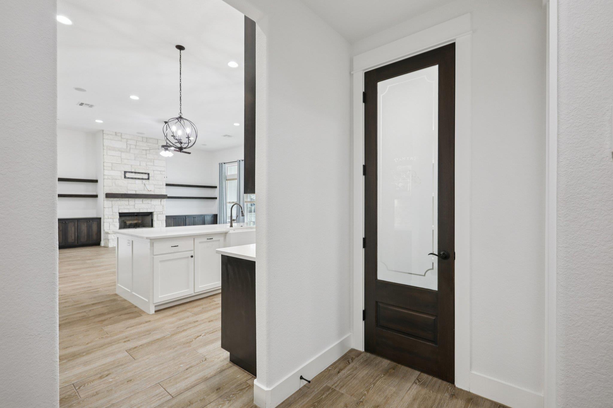 112 Red Mulberry Way Leander TX 78641