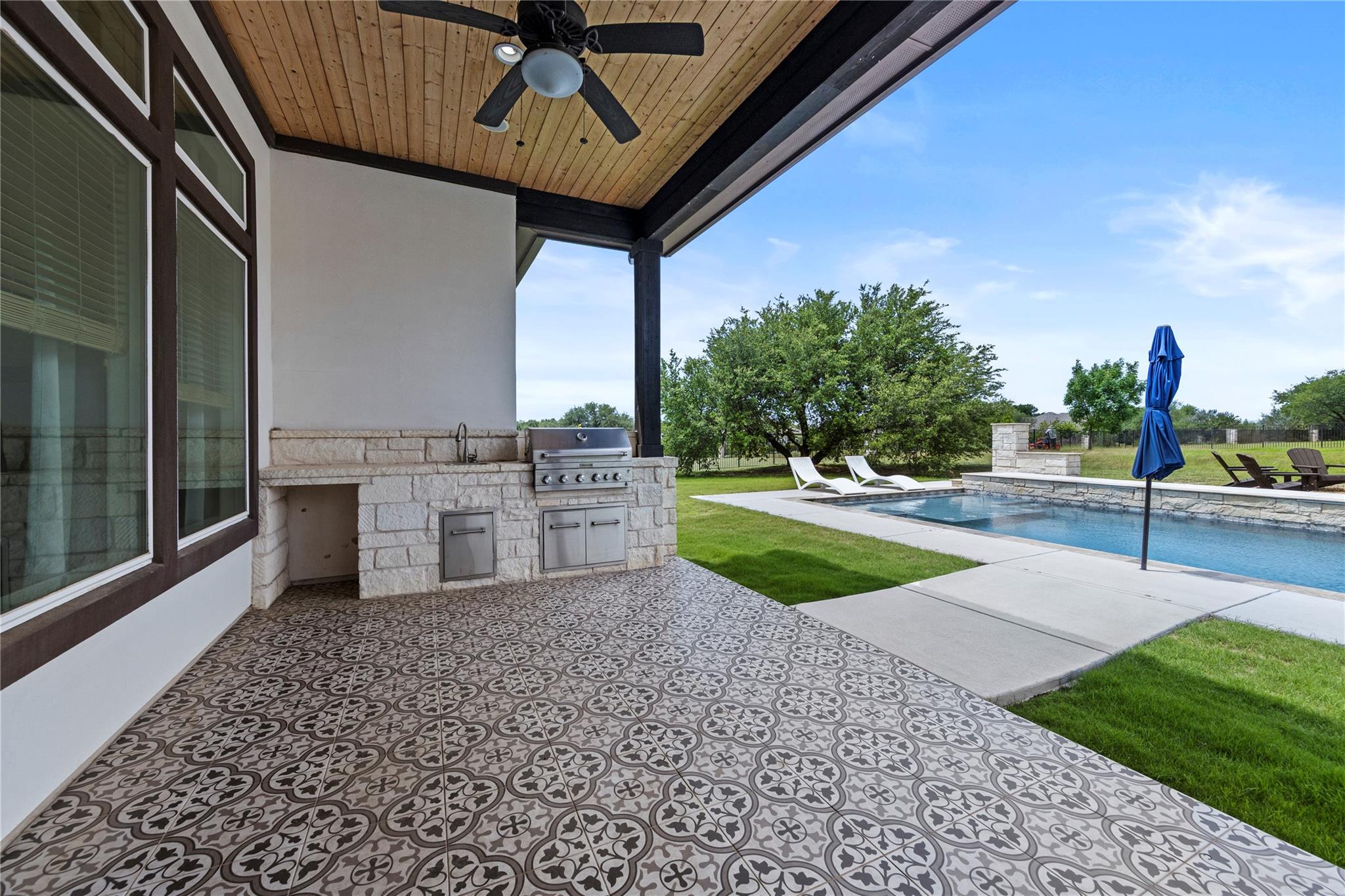 112 Red Mulberry Way Leander TX 78641