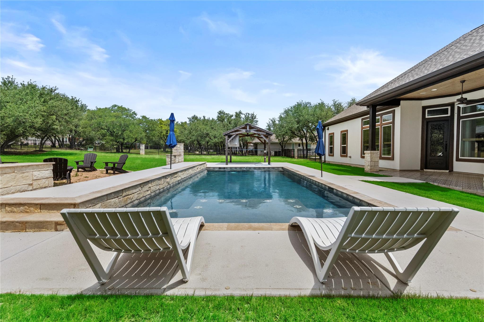 112 Red Mulberry Way Leander TX 78641