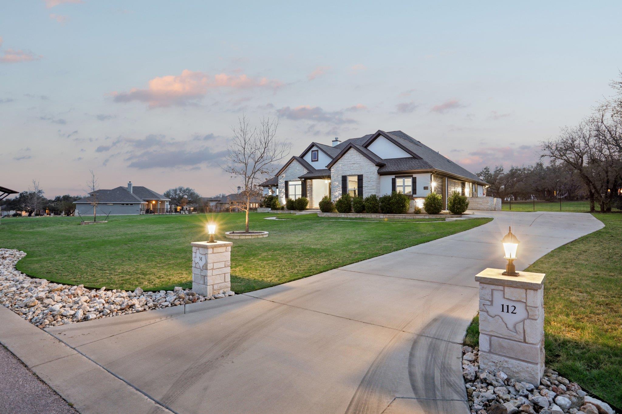 112 Red Mulberry Way Leander TX 78641