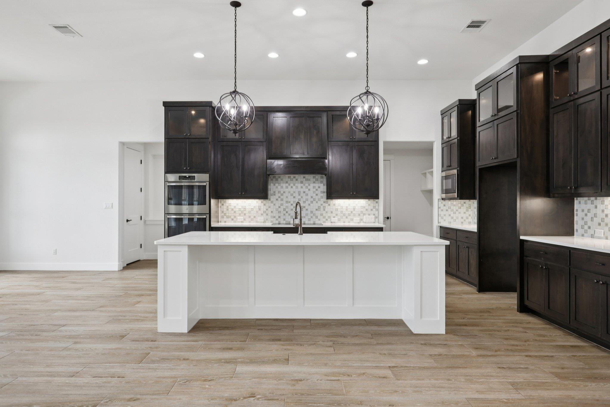 112 Red Mulberry Way Leander TX 78641