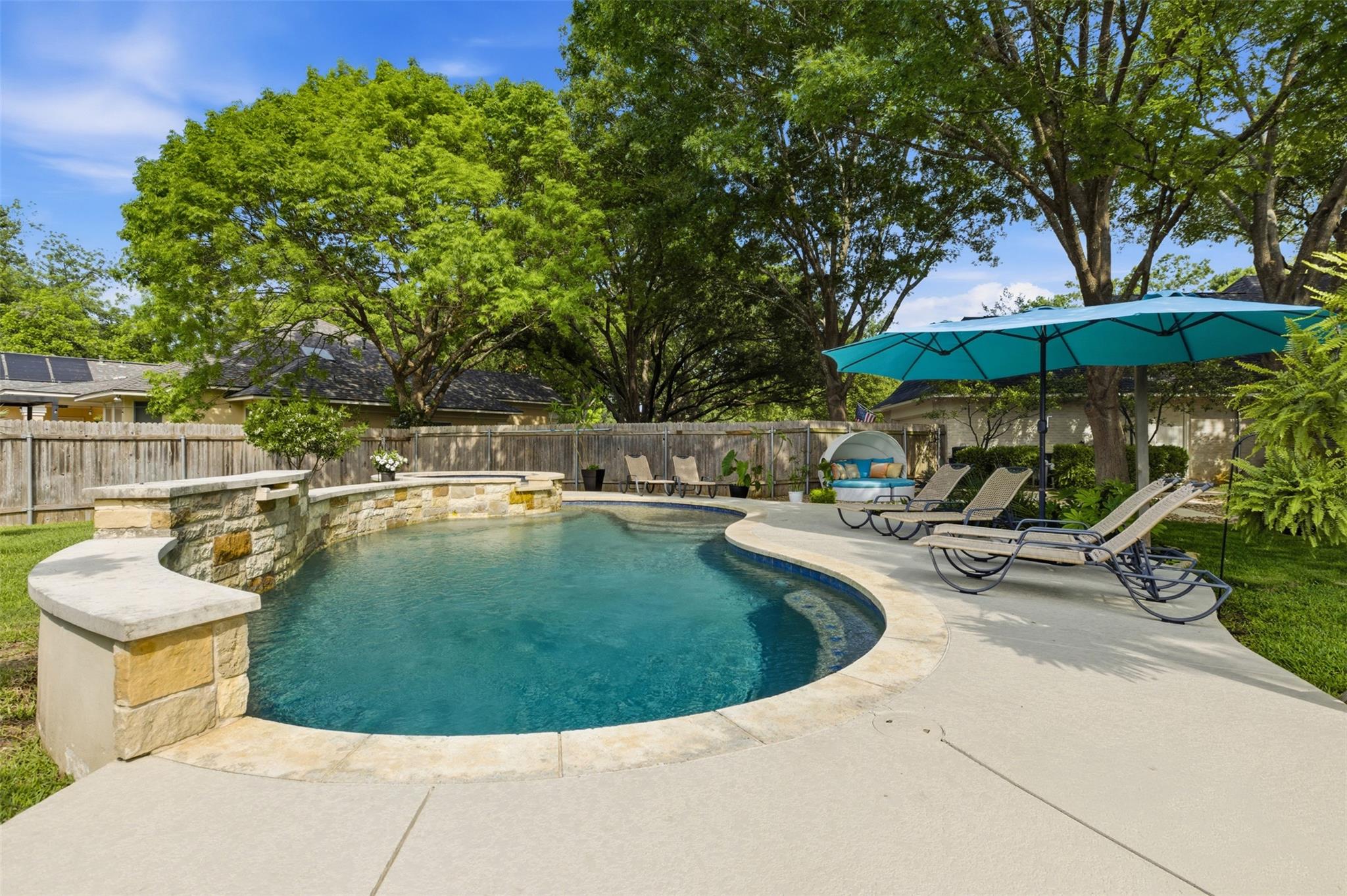 9 Hillway Drive Round Rock TX 78664
