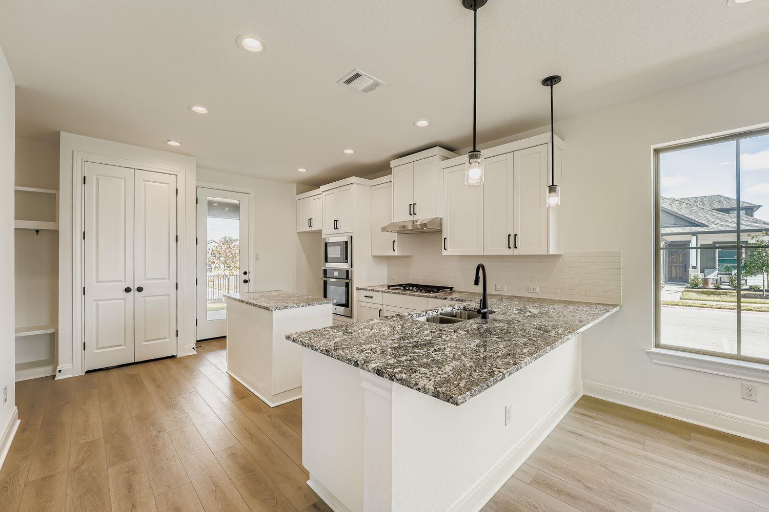 376 Orleanian Drive Buda TX 78610