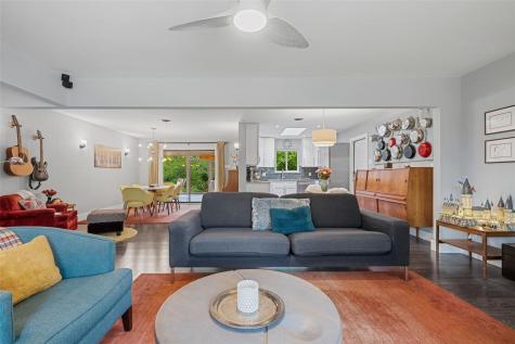 1617 Glencrest Drive Austin TX 78723