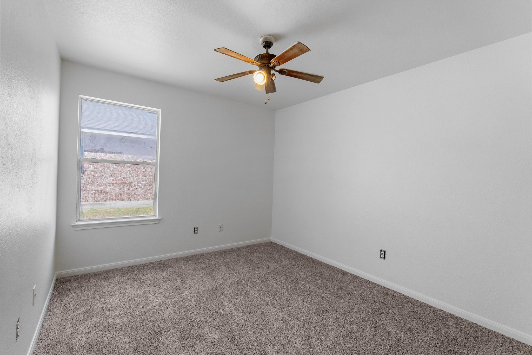 114 Gainer Drive Hutto TX 78634