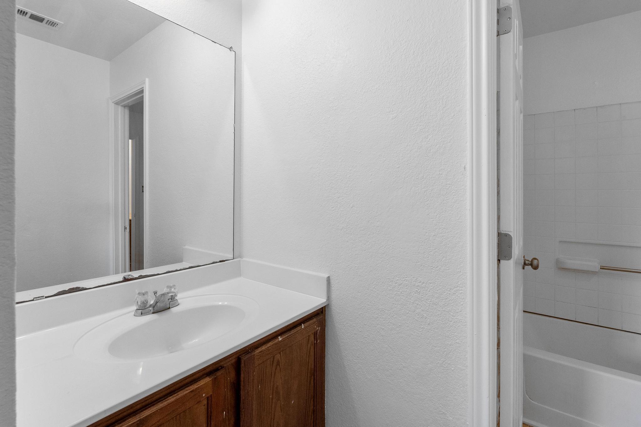 114 Gainer Drive Hutto TX 78634