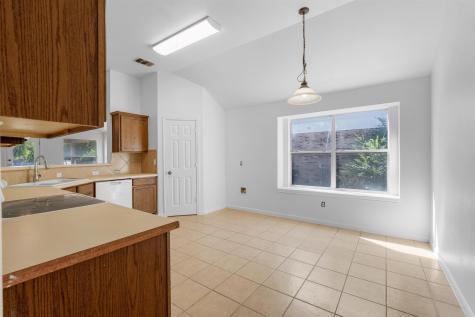114 Gainer Drive Hutto TX 78634