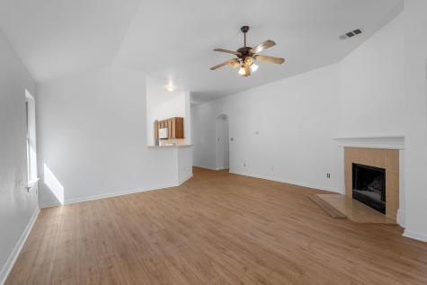 114 Gainer Drive Hutto TX 78634