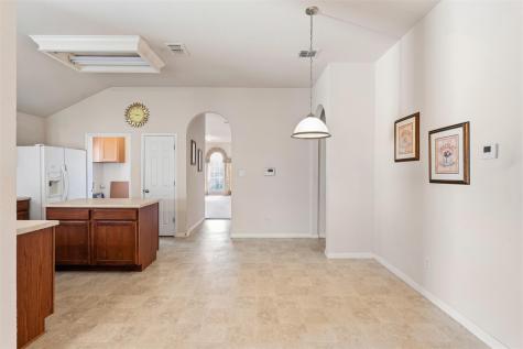 1156 Woodlands Drive Kyle TX 78640