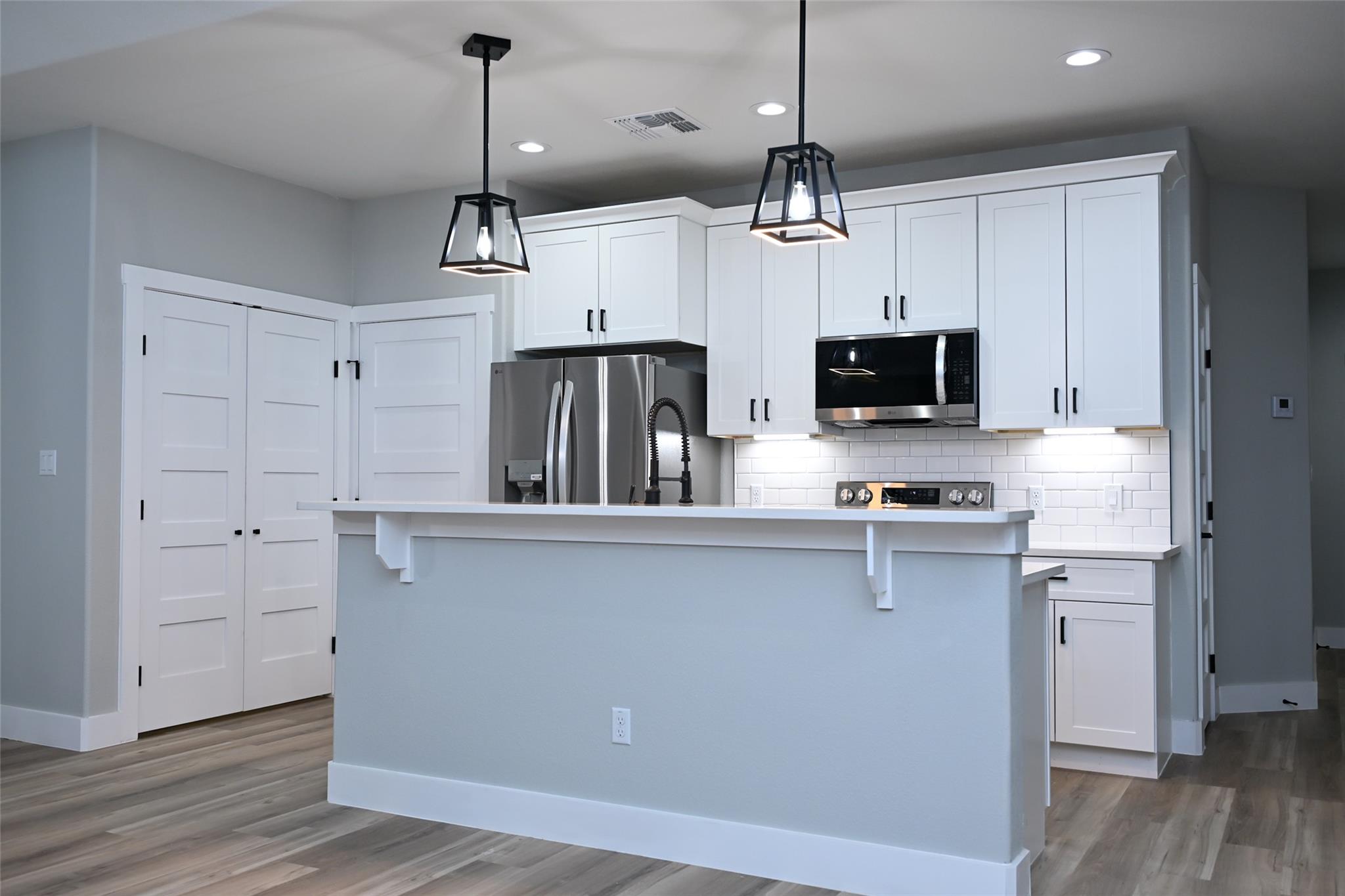 516 N Hackberry Avenue Luling TX 78648