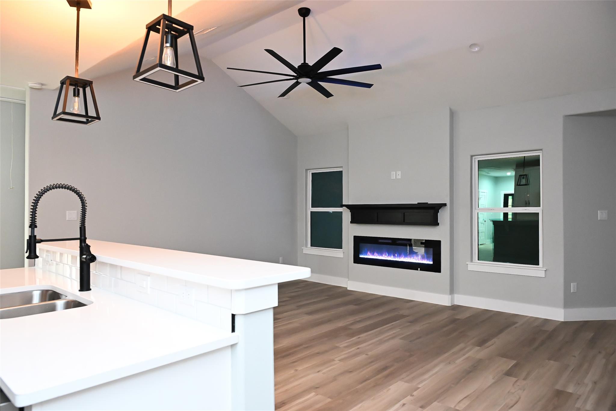 516 N Hackberry Avenue Luling TX 78648