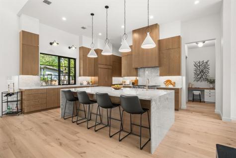 5908 Bull Creek Road Austin TX 78757