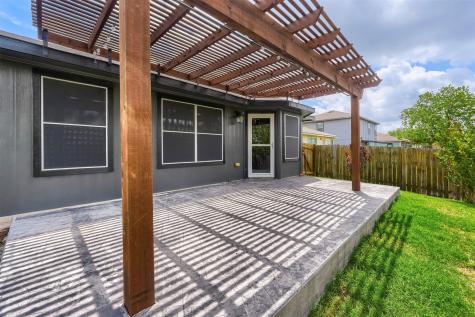 1011 Shadow Creek Boulevard Buda TX 78610