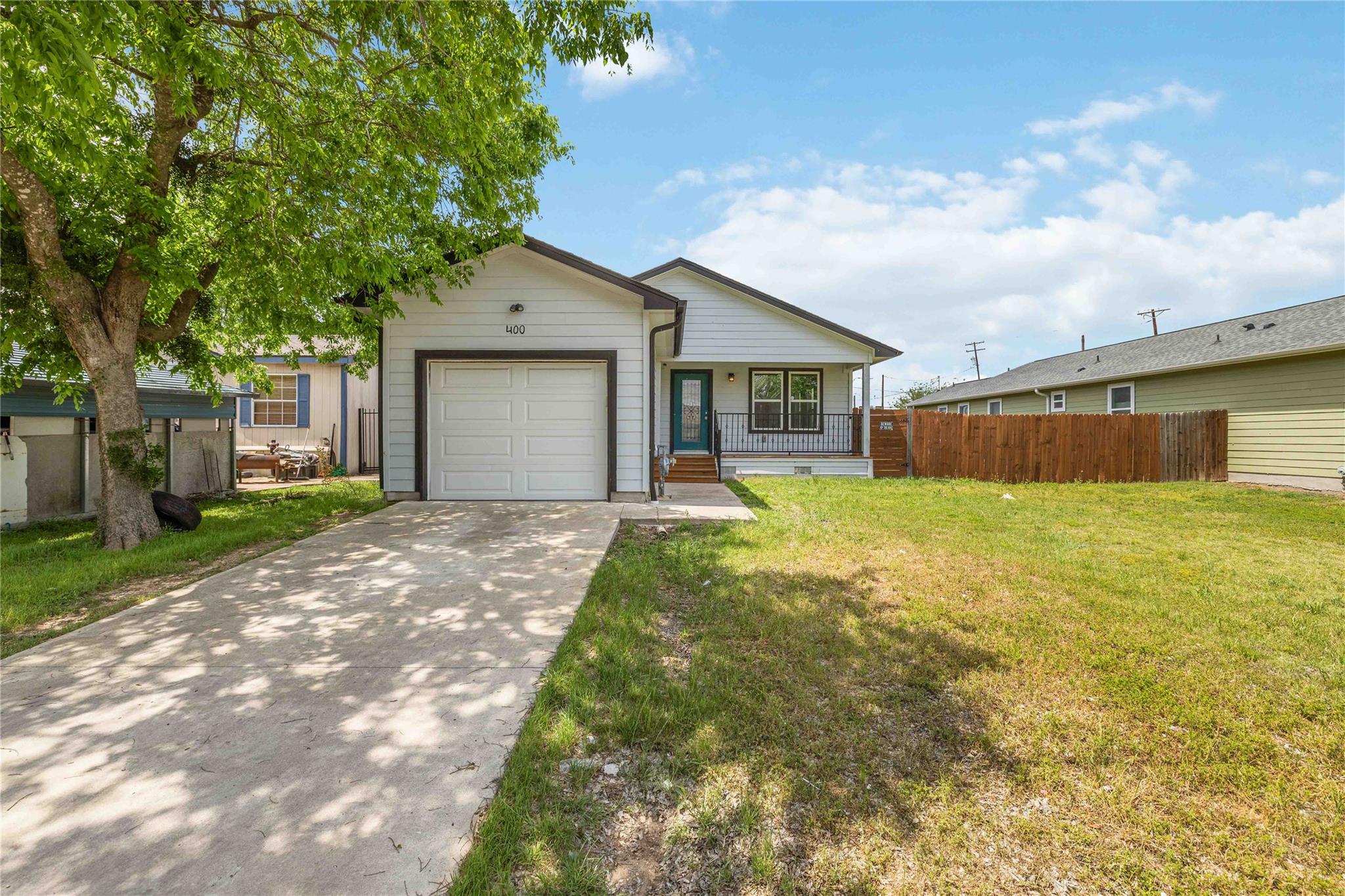 400 Booth Street Taylor TX 76574