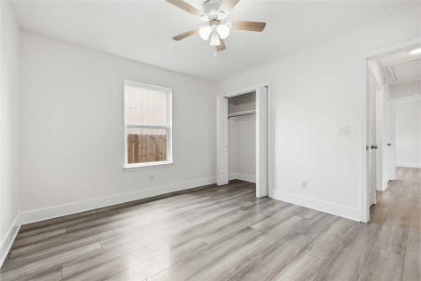 400 Booth Street Taylor TX 76574