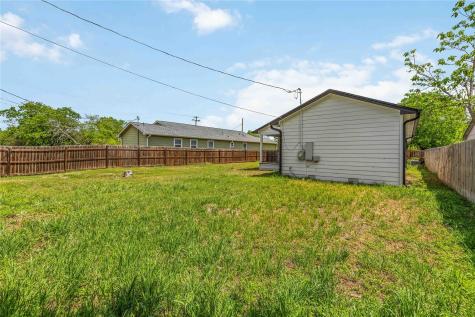 400 Booth Street Taylor TX 76574