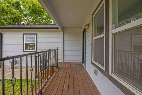 400 Booth Street Taylor TX 76574