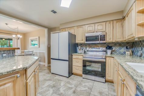 874 Pine Lane Cottonwood Shores TX 78657