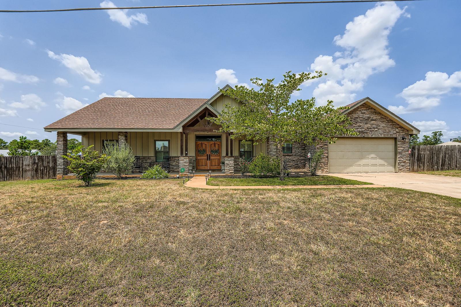 296 Makaha Drive Bastrop TX 78602