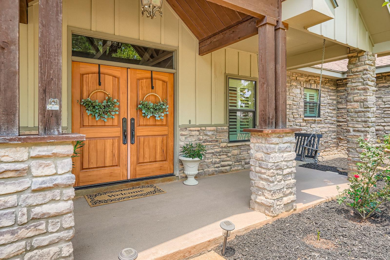 296 Makaha Drive Bastrop TX 78602