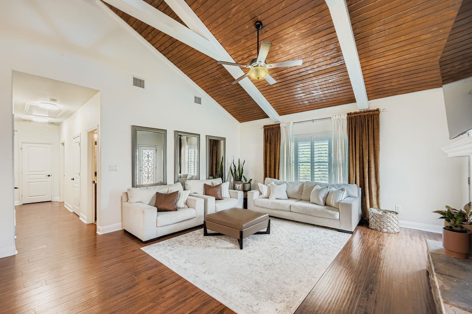 296 Makaha Drive Bastrop TX 78602