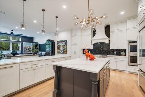 1379 Bunker Ranch Boulevard Dripping Springs TX 78620