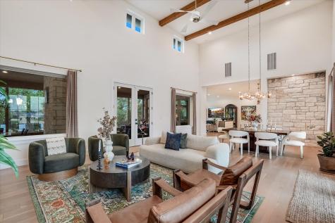 1379 Bunker Ranch Boulevard Dripping Springs TX 78620