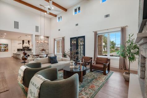 1379 Bunker Ranch Boulevard Dripping Springs TX 78620