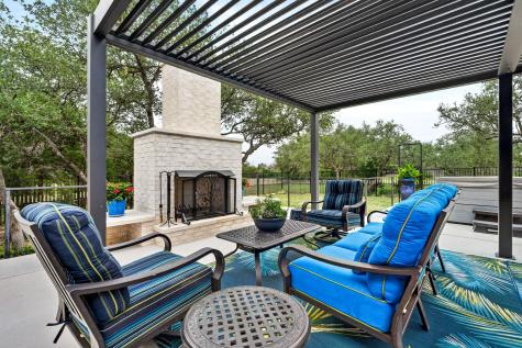 305 Spicewood Trails Drive Spicewood TX 78669