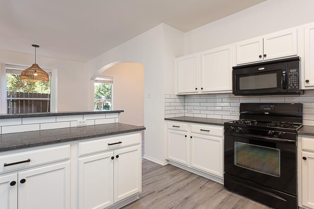 10215 Maydelle Drive Austin TX 78748