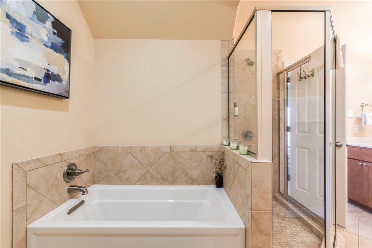 1943 Glencove Drive Kingsland TX 78639
