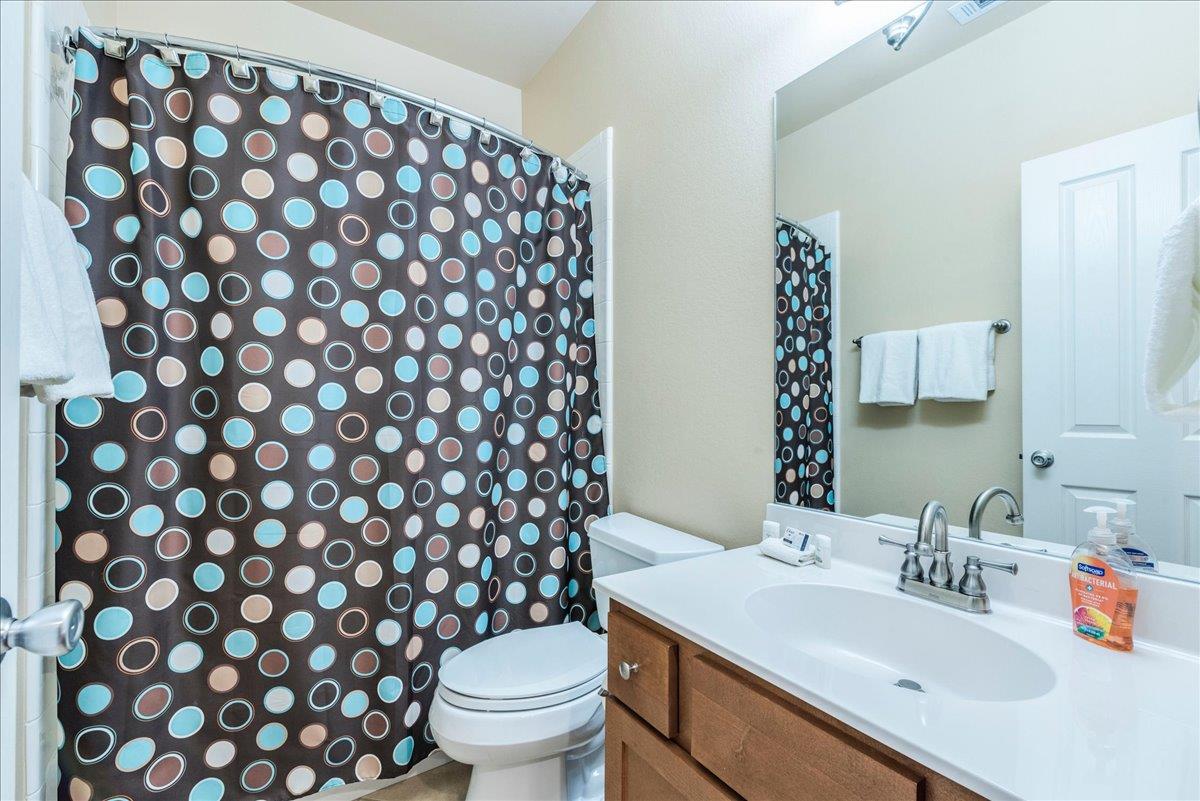 1943 Glencove Drive Kingsland TX 78639