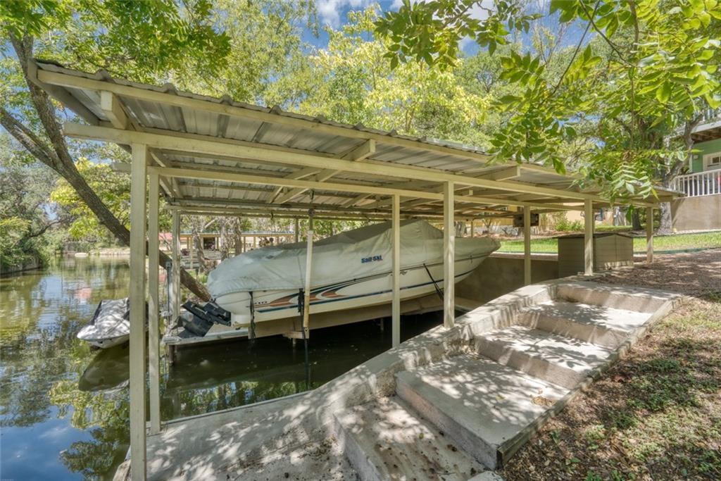 1943 Glencove Drive Kingsland TX 78639