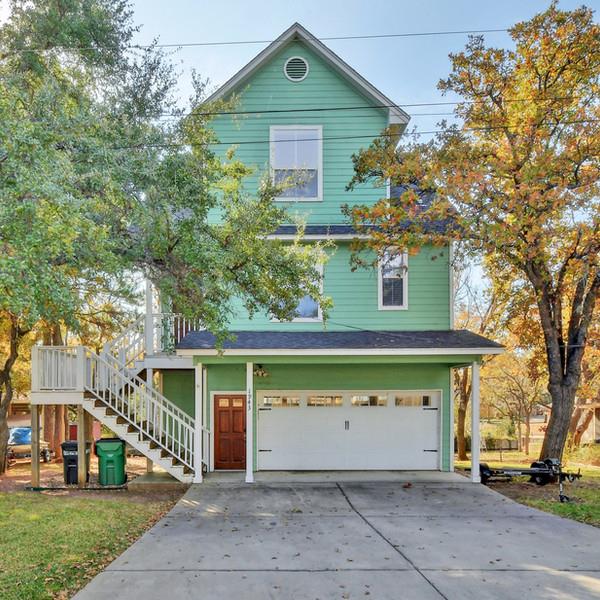 1943 Glencove Drive Kingsland TX 78639