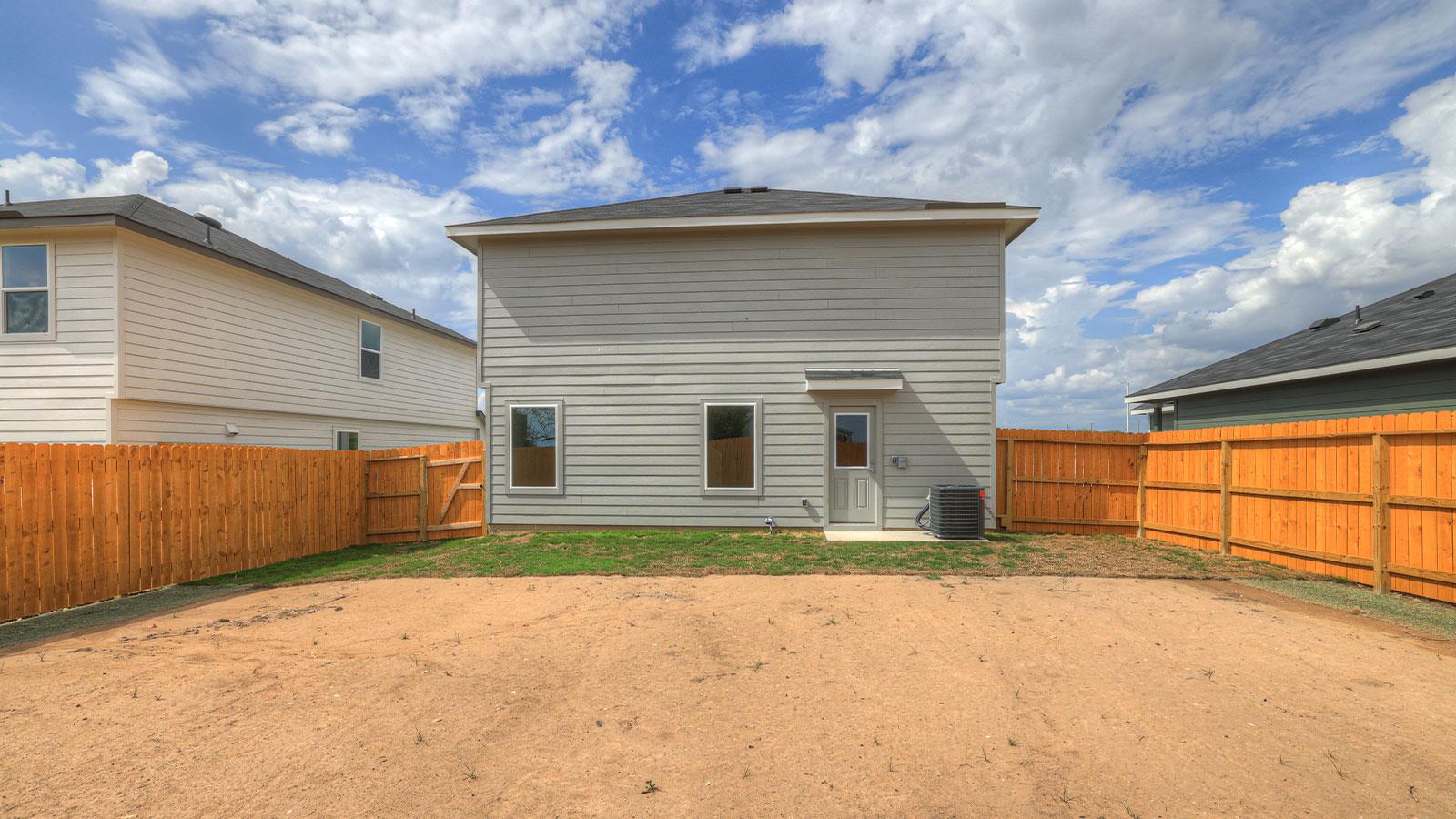504 Wild Goose Drive Luling TX 78648