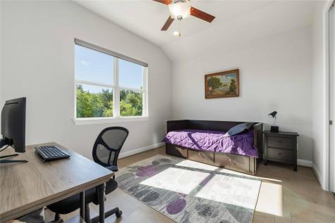 237 Abbeyville Walk Austin TX 78738