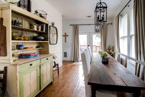 113 W Creek Street Fredericksburg TX 78624