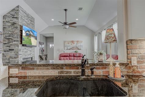 433 Dove Trail Bertram TX 78605