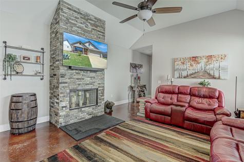 433 Dove Trail Bertram TX 78605