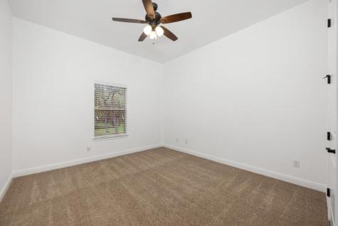 231 Neal Drive Liberty Hill TX 78642