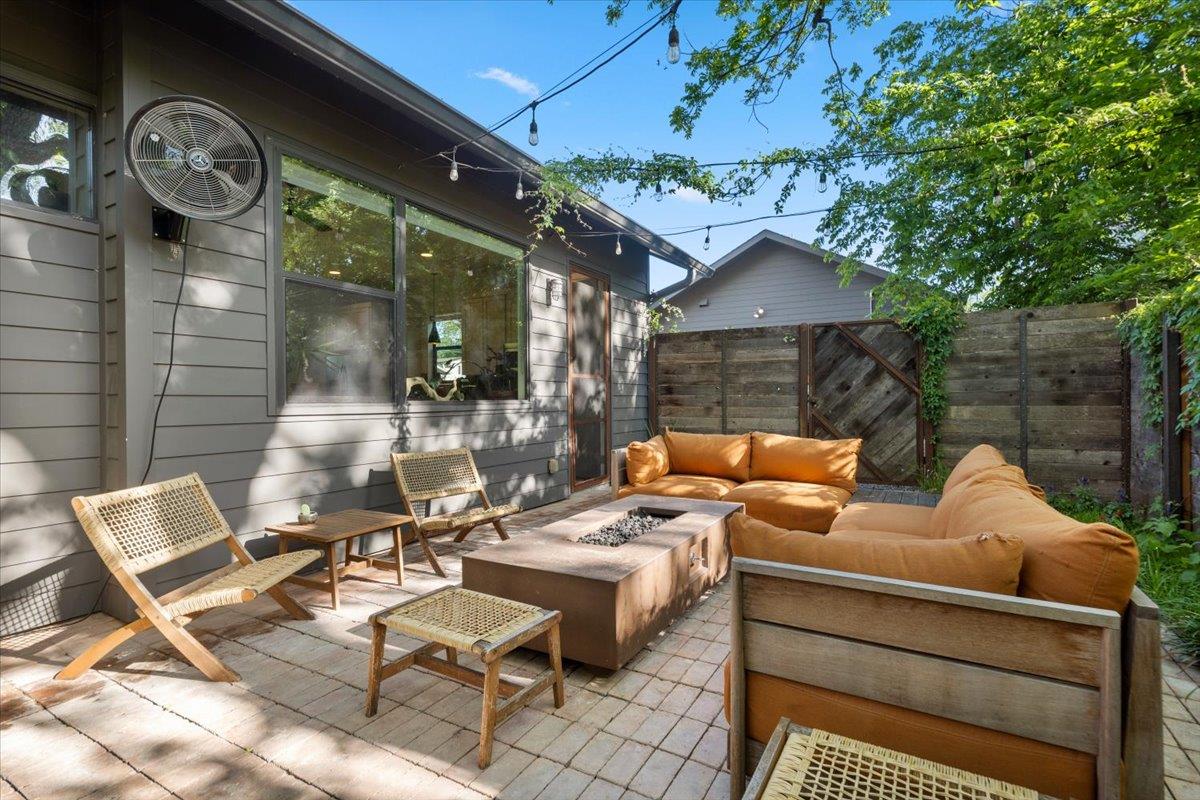 2500 E 3rd Street Austin TX 78702