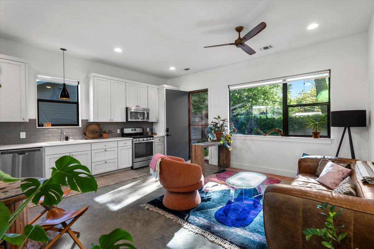 2500 E 3rd Street Austin TX 78702