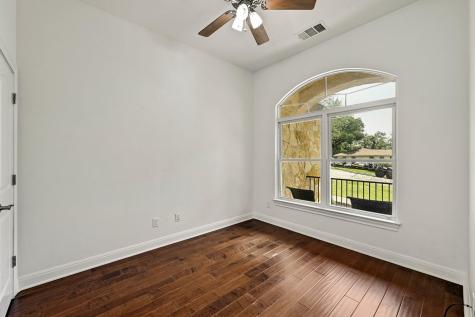 9402 Springwood Drive Austin TX 78750